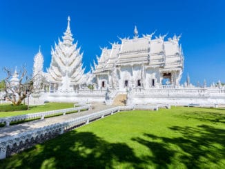 Wat Rong Khun (Weiße Tempel)